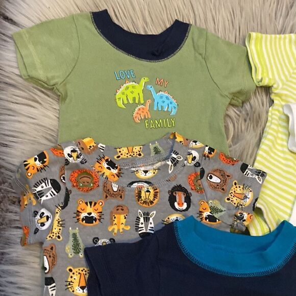 Bundle of bodysuits - Picture 3 of 5